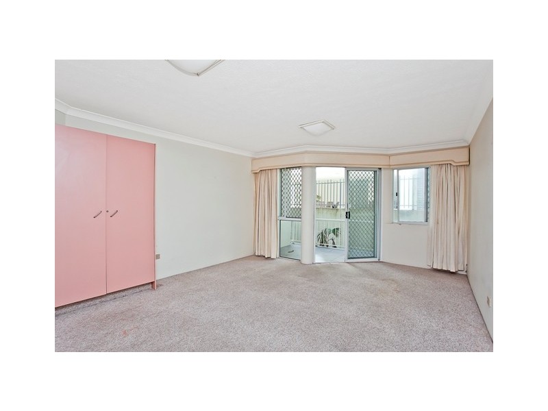 8 ‘Le Chelsea’ 11 Frederick Street, Surfers Paradise QLD 4217