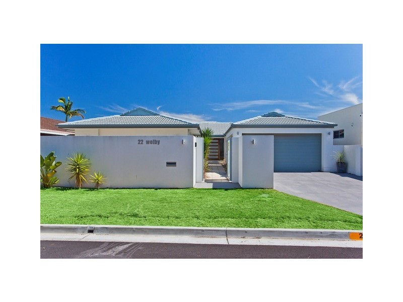 22 Welby Street, Broadbeach Waters QLD 4218