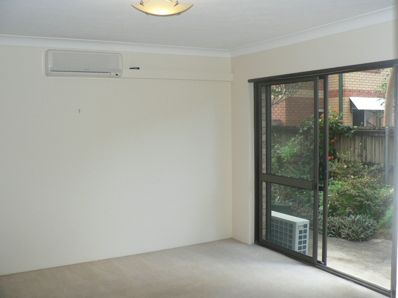 2/53 Bayview Street, Runaway Bay QLD 4216