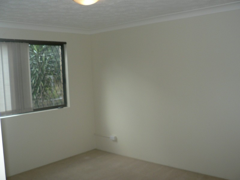2/53 Bayview Street, Runaway Bay QLD 4216