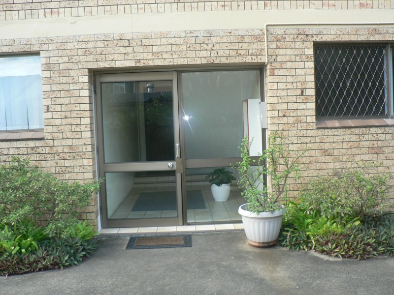 2/53 Bayview Street, Runaway Bay QLD 4216