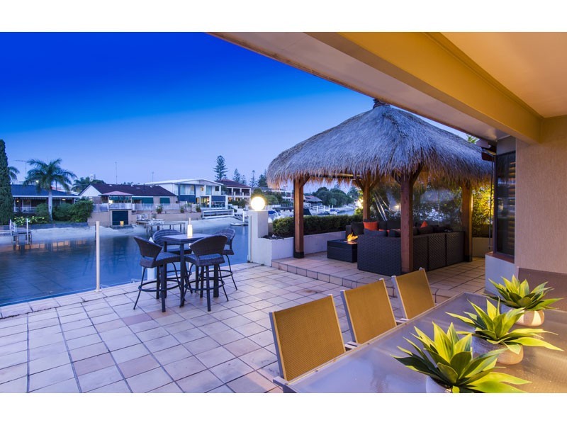 79 Gibraltar Drive, Isle Of Capri QLD 4217