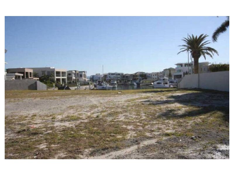 70 The Sovereign Mile, Sovereign Islands QLD 4216