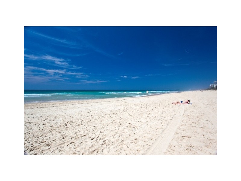 14 ‘Columbia Towers’ 19 Fern Street, Surfers Paradise QLD 4217