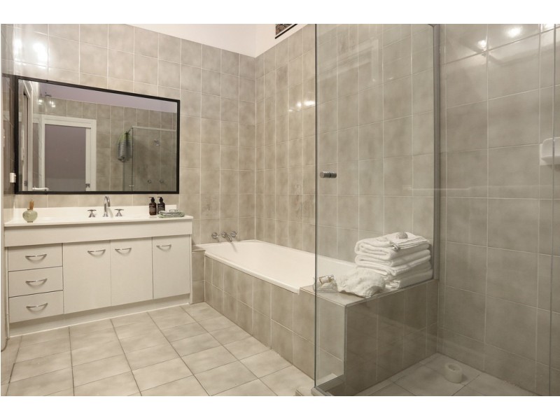 59 Manly Drive, Robina QLD 4226