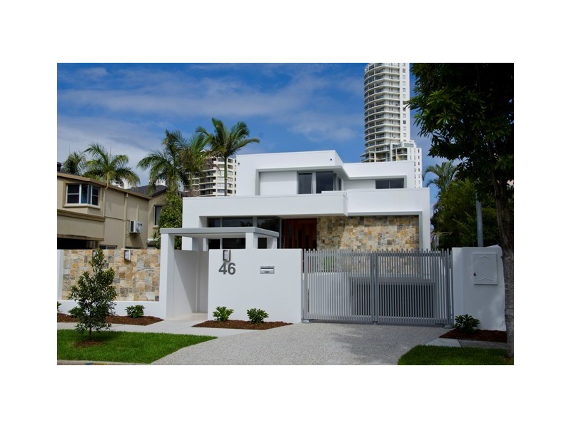 46 Amalfi Drive, Isle Of Capri QLD 4217