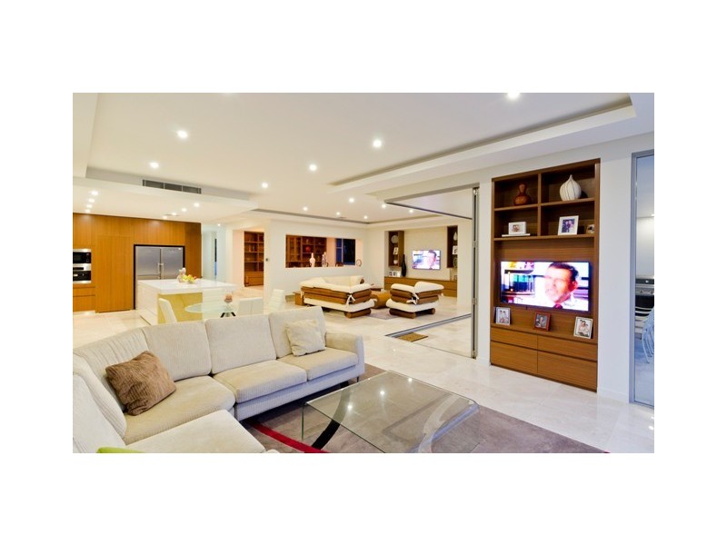 46 Amalfi Drive, Isle Of Capri QLD 4217