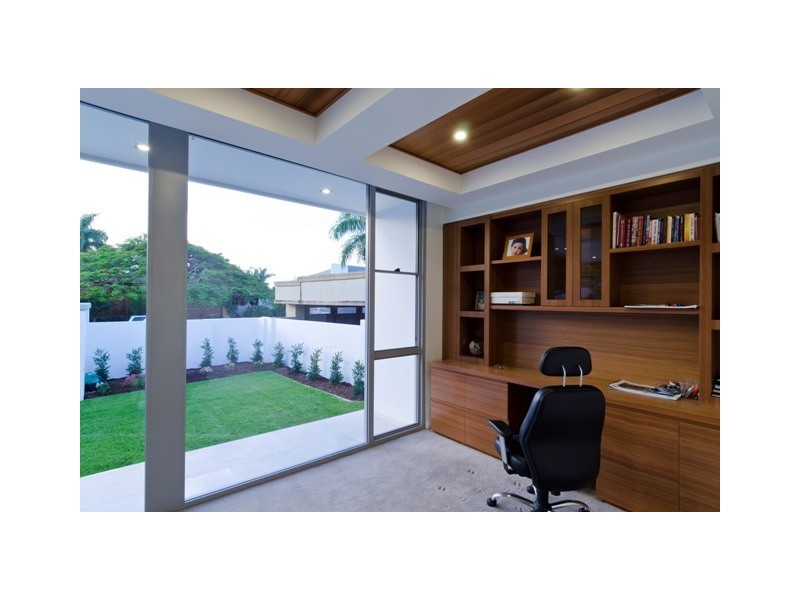 46 Amalfi Drive, Isle Of Capri QLD 4217