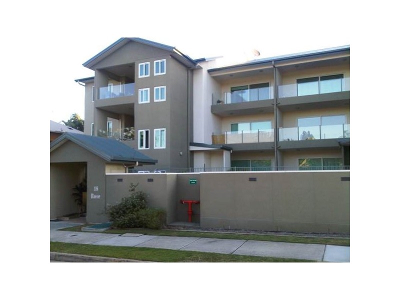 4/18-20 Rose Street, Southport QLD 4215