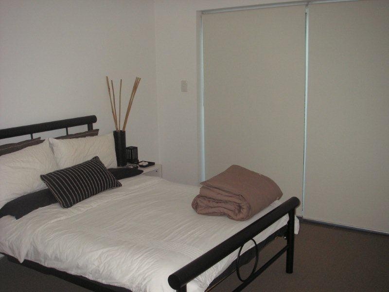 4/18-20 Rose Street, Southport QLD 4215