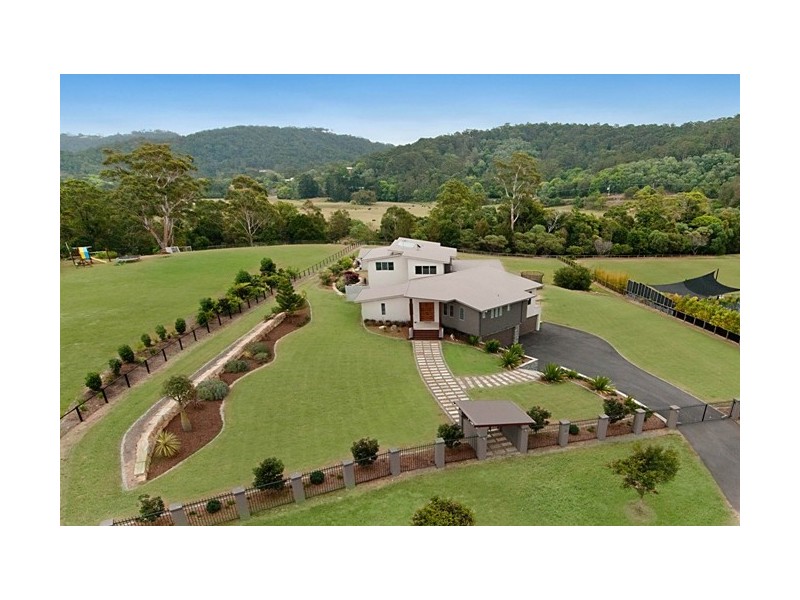 31 Samuel Drive, Tallebudgera QLD 4228