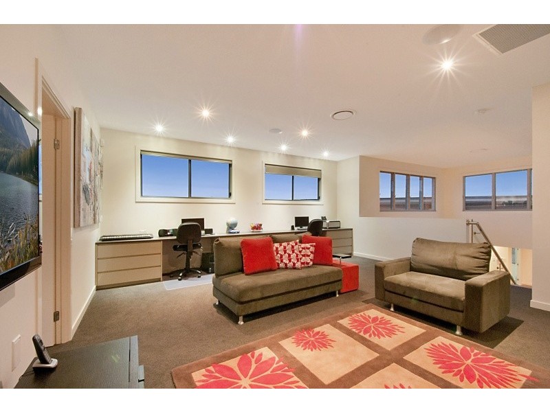 31 Samuel Drive, Tallebudgera QLD 4228