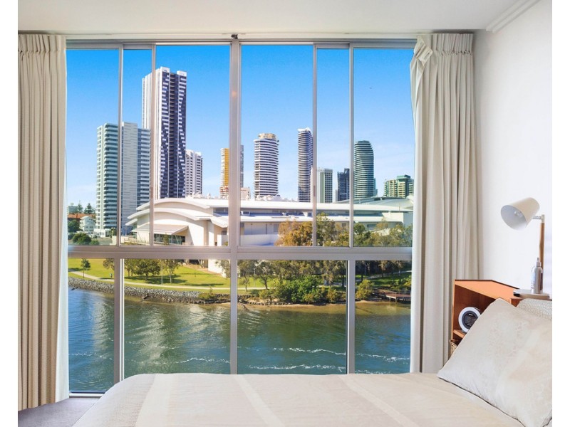 1411/33 T E Peters Drive ‘Freshwater Point’, Broadbeach Waters QLD 4218