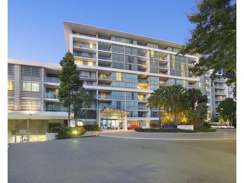 1411/33 T E Peters Drive ‘Freshwater Point’, Broadbeach Waters QLD 4218