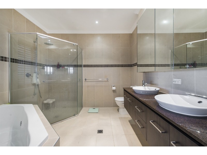 66 Nicklaus Court, Merrimac QLD 4226