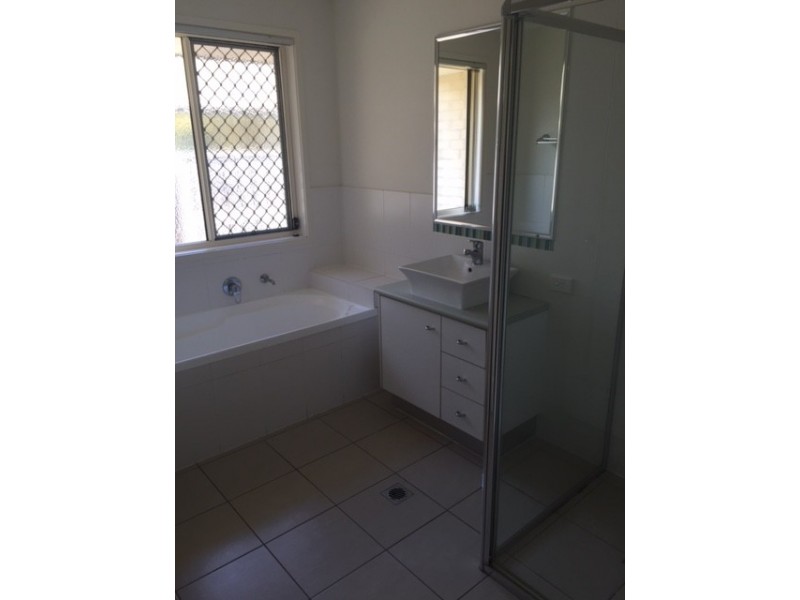 5 Coomera Heights Drive, Pimpama QLD 4209