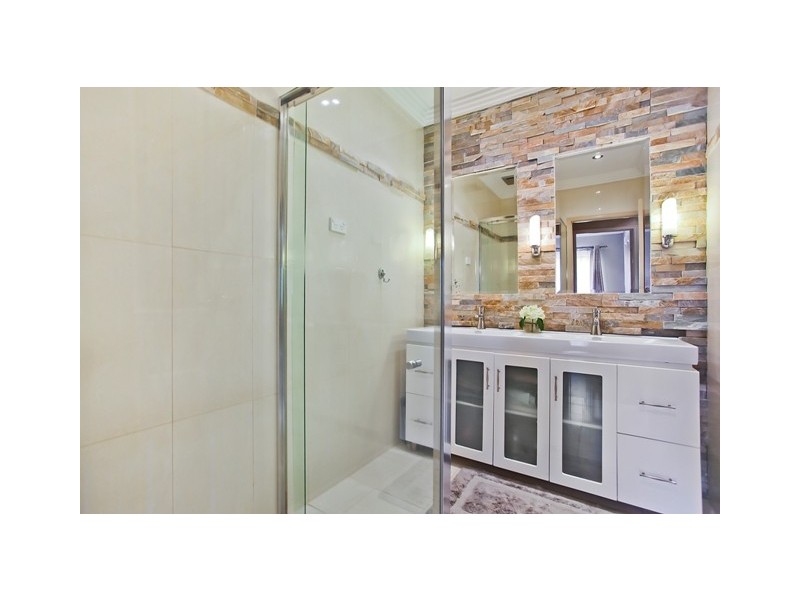 3 Patura Drive, Ashmore QLD 4214