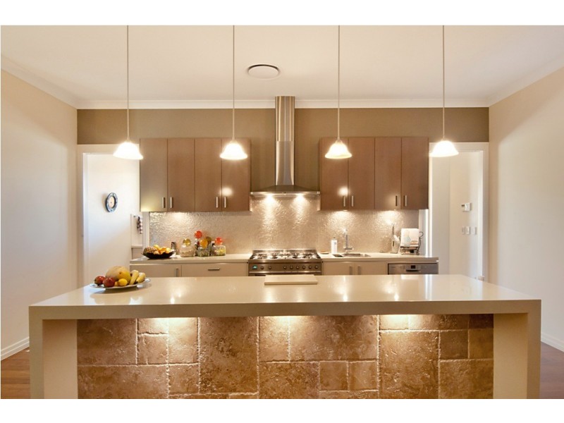 26 Lagoon Park Drive, Maudsland QLD 4210