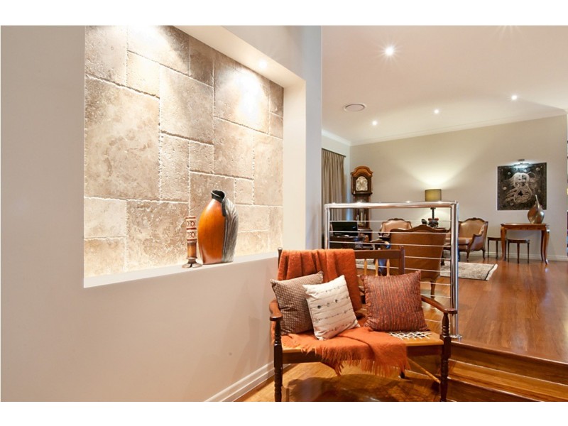 26 Lagoon Park Drive, Maudsland QLD 4210