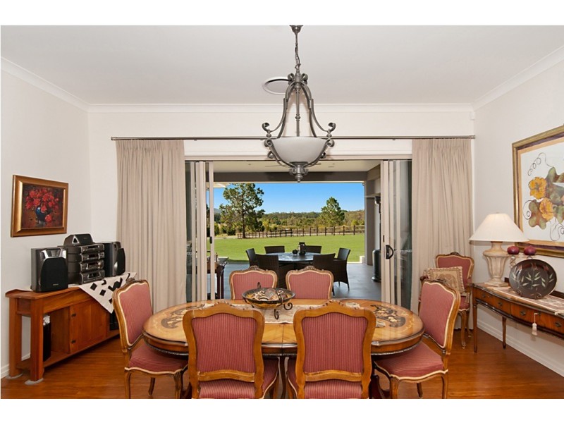 26 Lagoon Park Drive, Maudsland QLD 4210