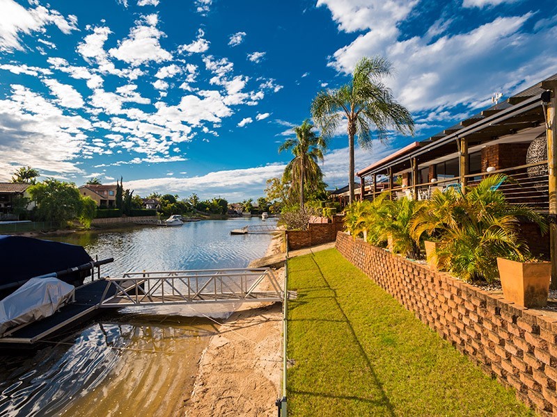 100 Campbell Street, Sorrento QLD 4217