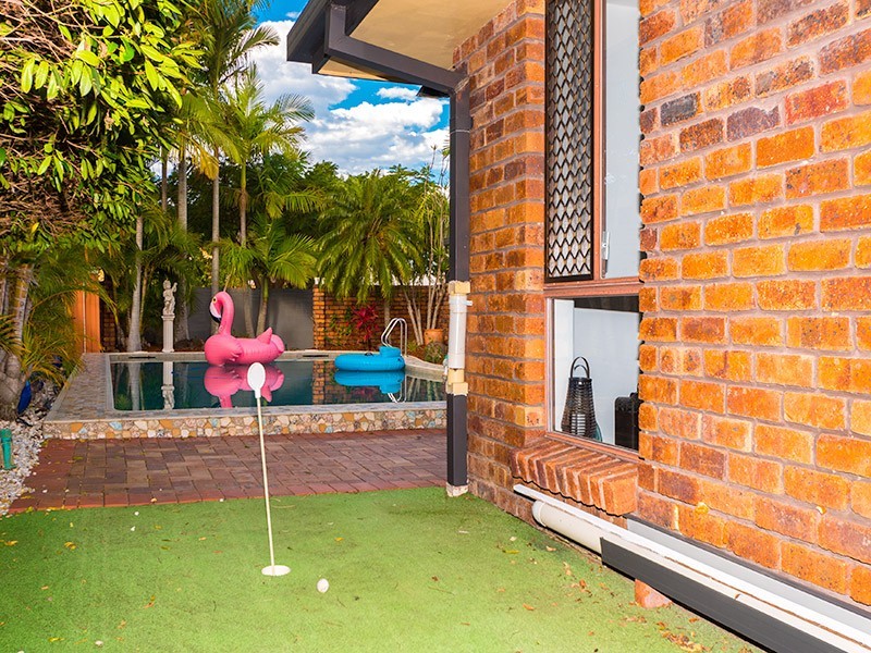 100 Campbell Street, Sorrento QLD 4217
