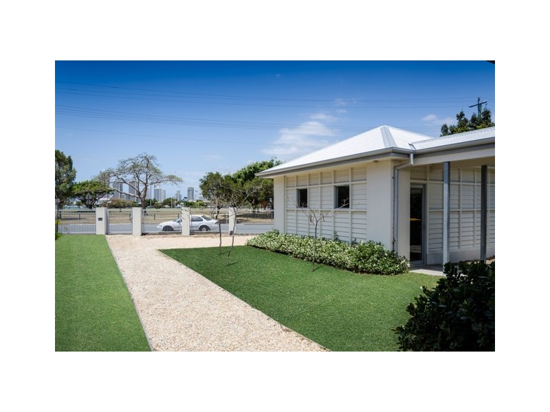 28 Brighton Parade, Southport QLD 4215
