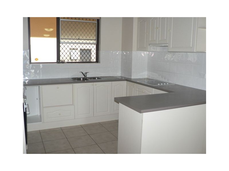 7/72 Marine Pde, Southport QLD 4215