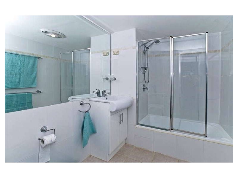 21A Kincaid Drive, Highland Park QLD 4211