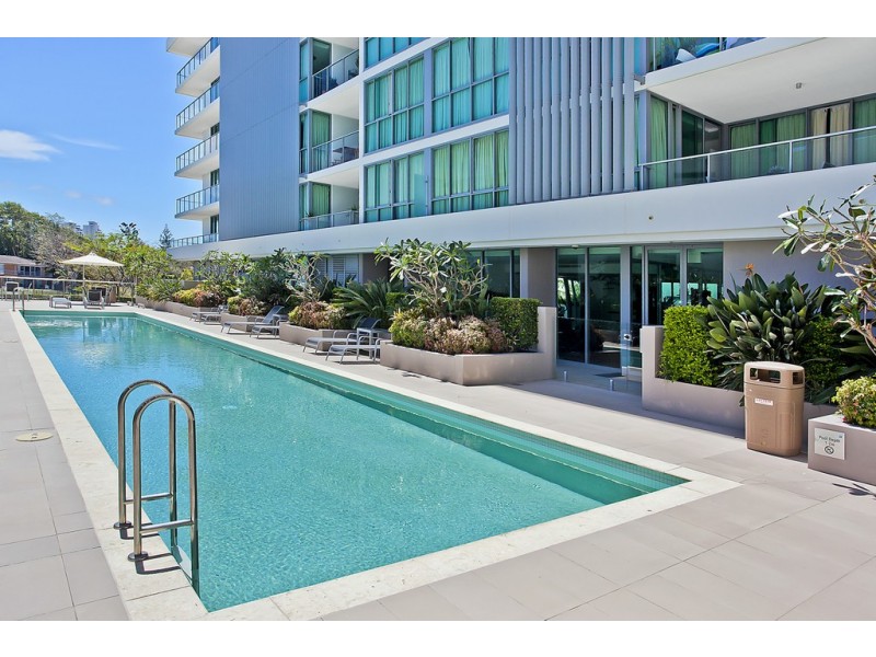 1407 ‘Freshwater Point’ 33 TE Peters Drive, Broadbeach Waters QLD 4218