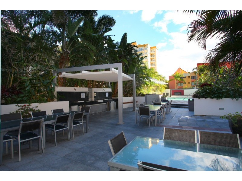 1805 ‘Artique’, 18 Enderley Avenue, Surfers Paradise QLD 4217