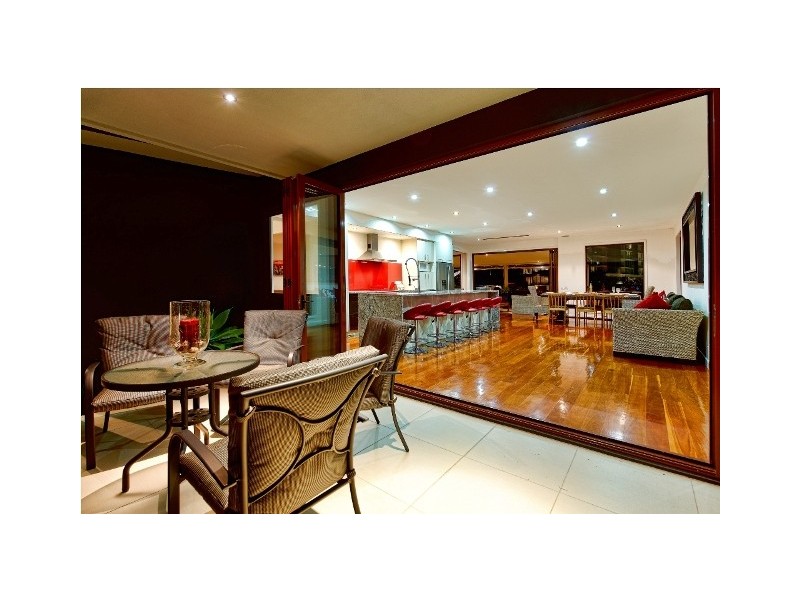 139 Allambi Avenue, Broadbeach Waters QLD 4218