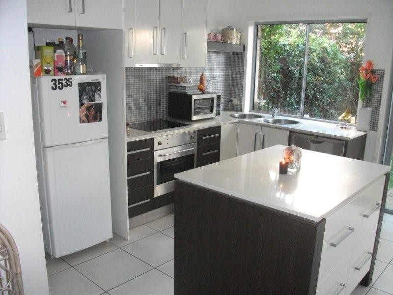 28B Riviera Road, Miami QLD 4220