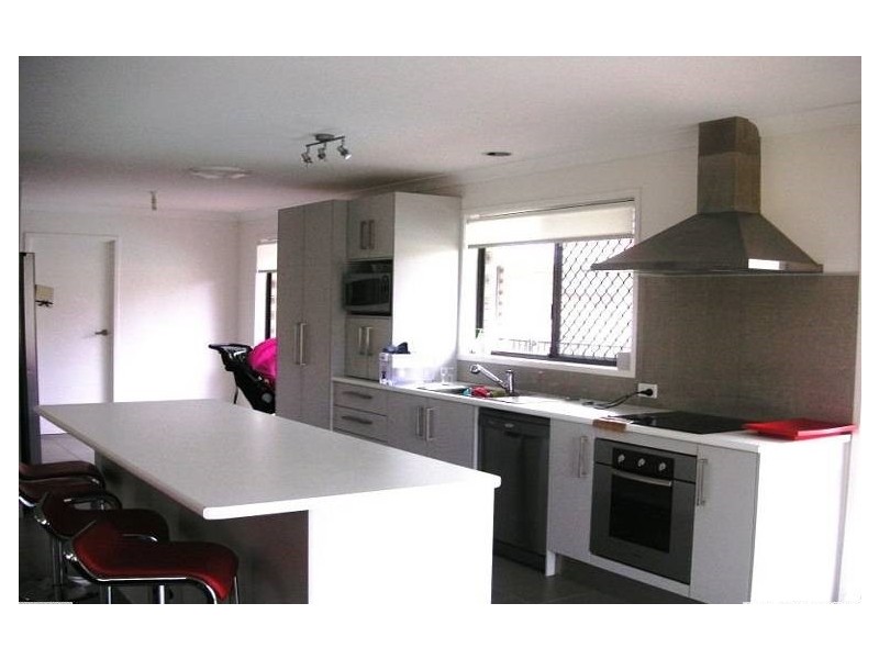 1 Petunia Court, Miami QLD 4220