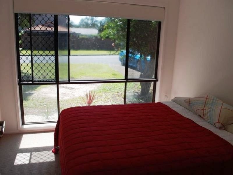 1 Petunia Court, Miami QLD 4220