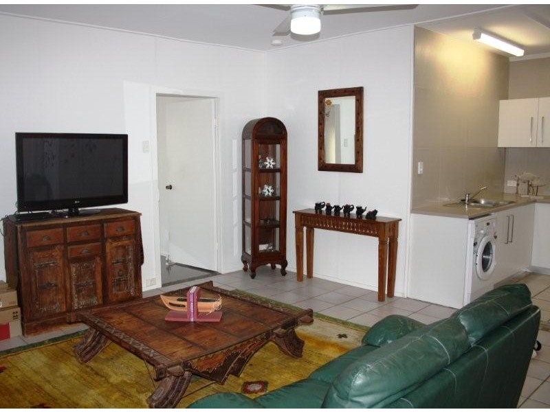 120 West Burleigh Road, Burleigh Heads QLD 4220