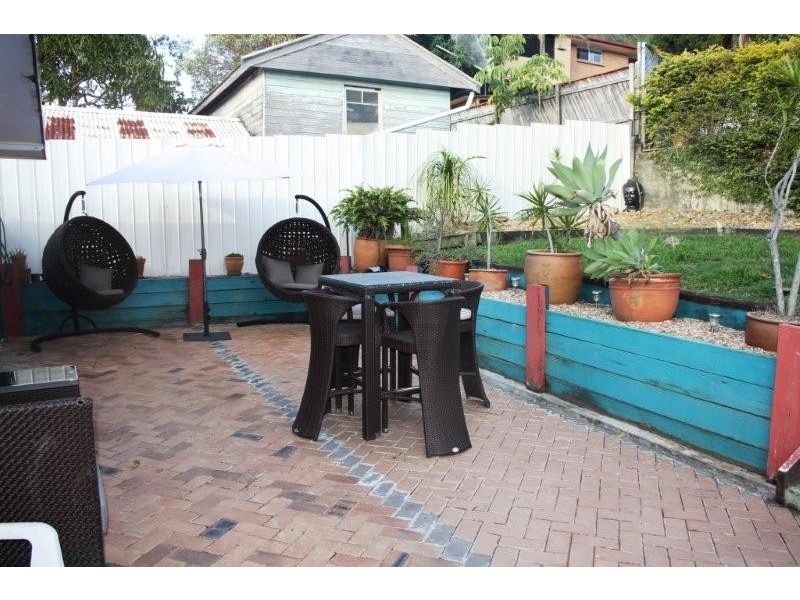 120 West Burleigh Road, Burleigh Heads QLD 4220