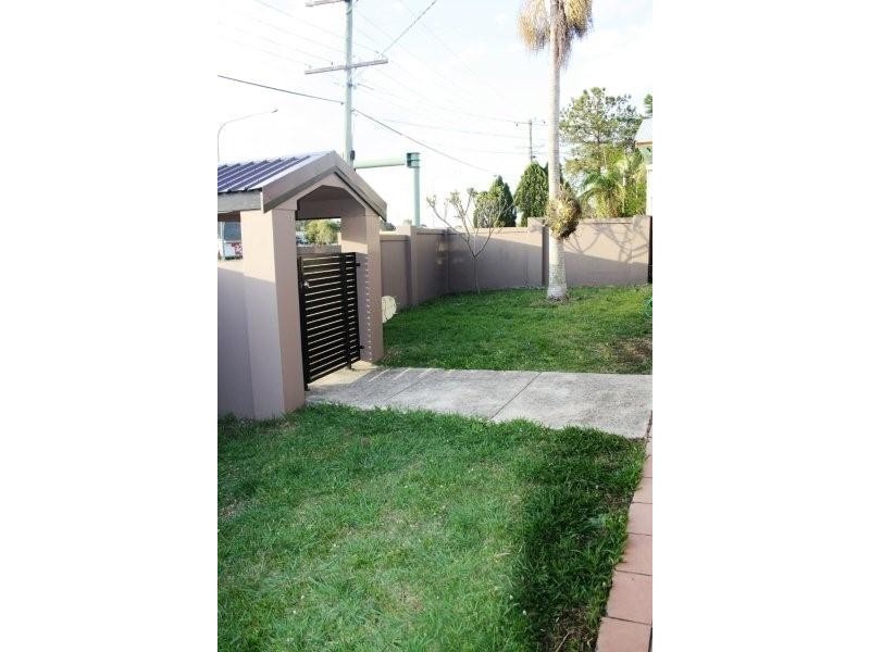 120 West Burleigh Road, Burleigh Heads QLD 4220