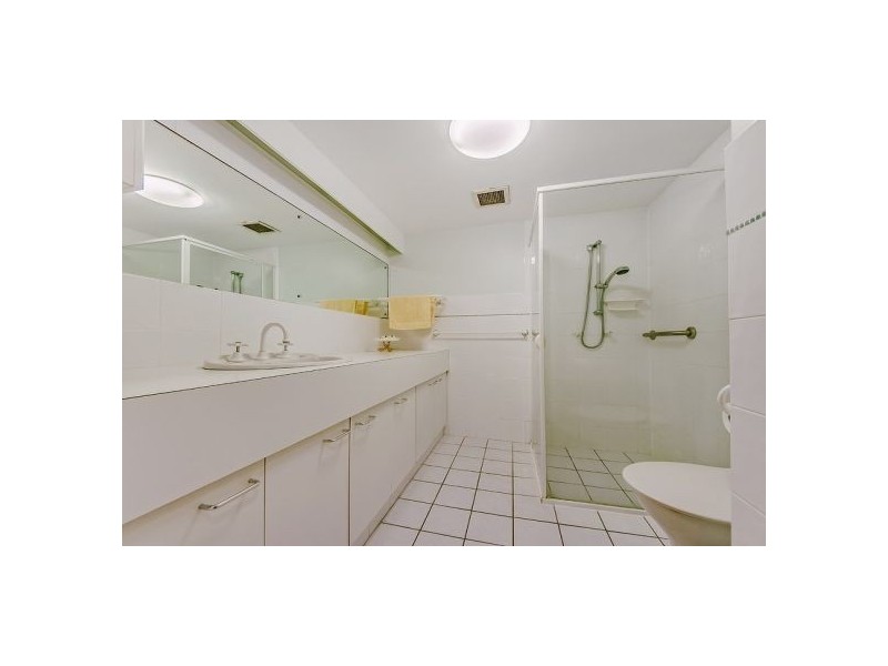 40 ‘Capricornia’ 121 Surf Parade, Broadbeach QLD 4218