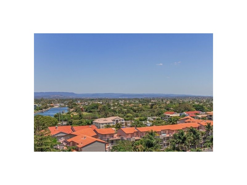 40 ‘Capricornia’ 121 Surf Parade, Broadbeach QLD 4218