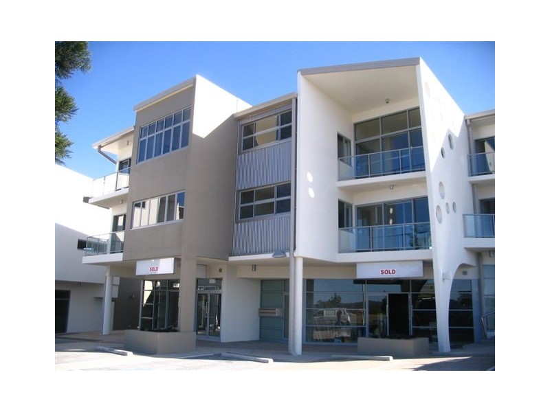 18/137 Scottsdale Drive, Robina QLD 4226