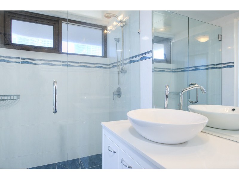 1601 ‘Surfers International’, 9 Trickett Street, Surfers Paradise QLD 4217