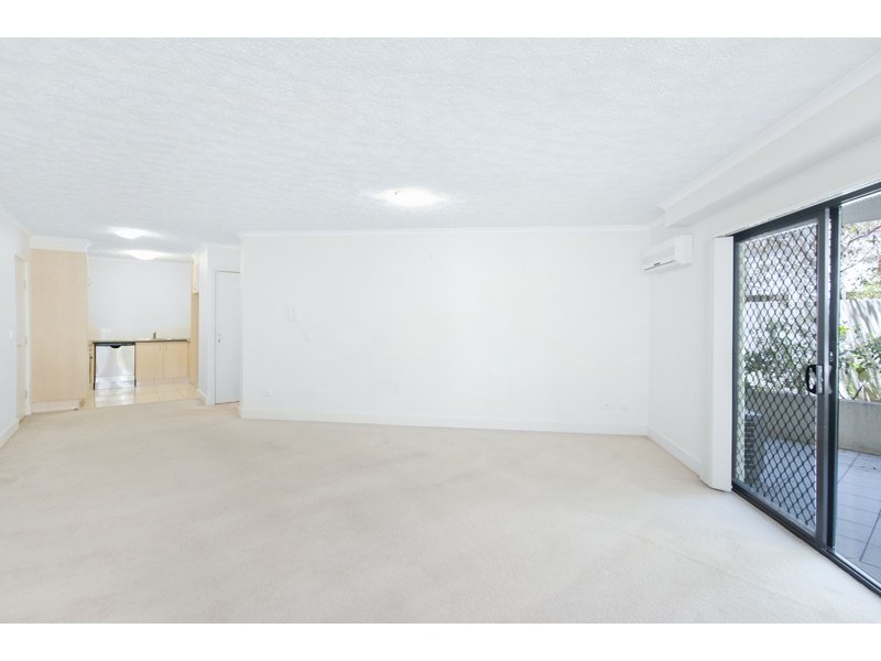 6 ‘Kensington On The Park’ 138 High Street, Southport QLD 4215