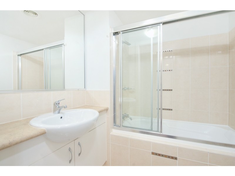 6 ‘Kensington On The Park’ 138 High Street, Southport QLD 4215