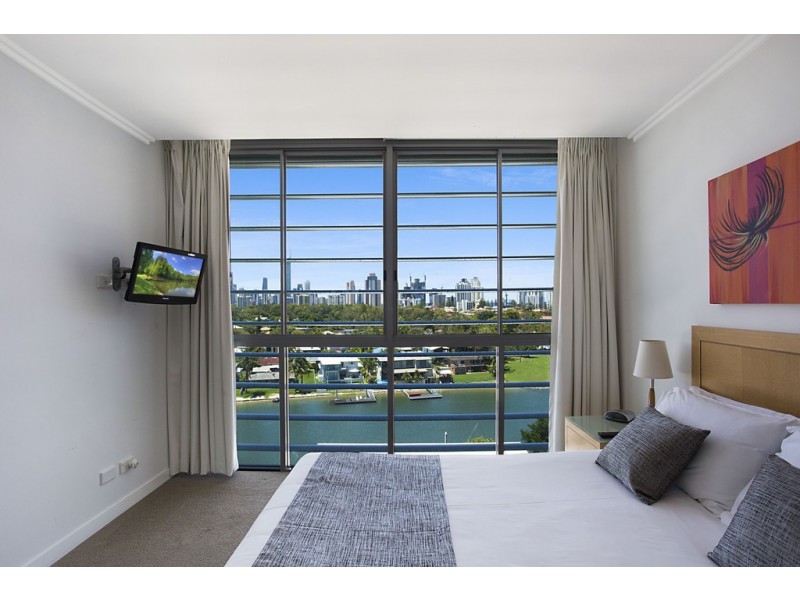2804 ‘Freshwater Point’ 33 T.E.Peters Drive, Broadbeach Waters QLD 4218