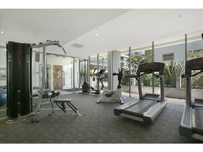 2804 ‘Freshwater Point’ 33 T.E.Peters Drive, Broadbeach Waters QLD 4218