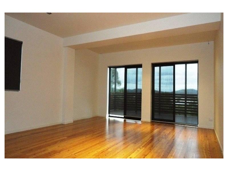 77 Paddington Drive, Carrara QLD 4211