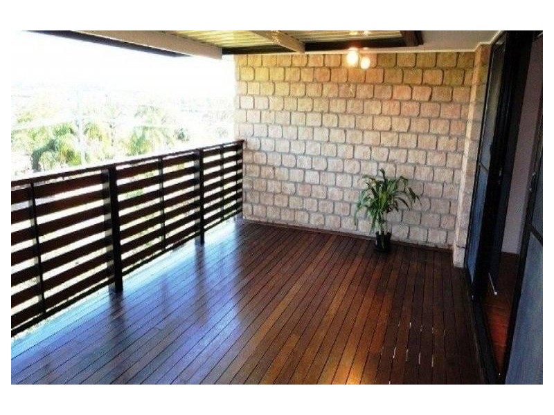 77 Paddington Drive, Carrara QLD 4211