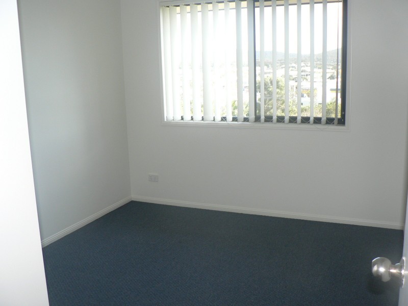 77 Paddington Drive, Carrara QLD 4211