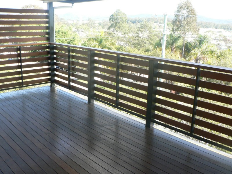 77 Paddington Drive, Carrara QLD 4211